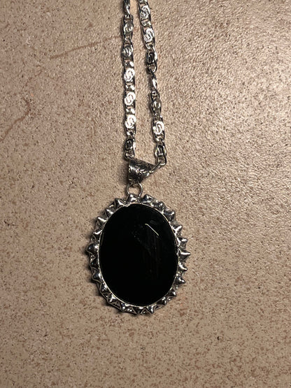 Classic retro black pendant