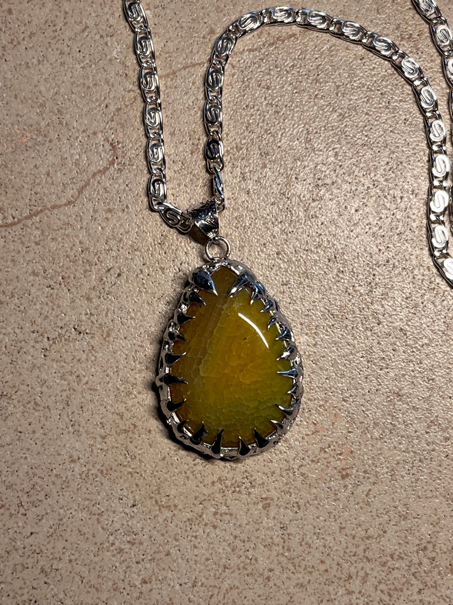 lemon stone spiked necklace